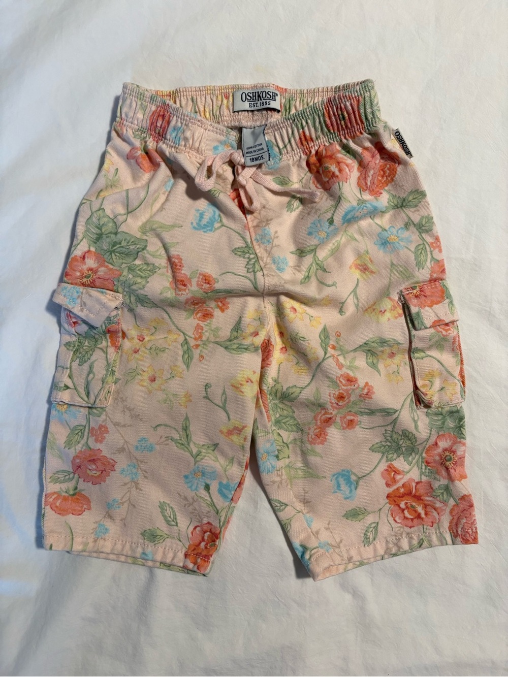 OshKosh B’gosh Floral Cargo Pants 18 months - Peach and Floral